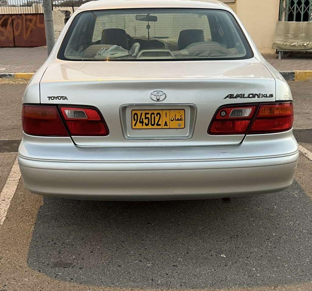 1999 تويوتا افالون