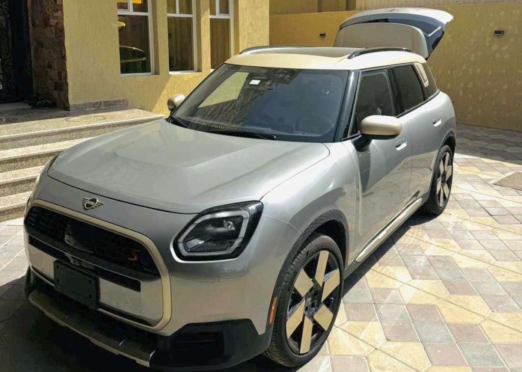 2025 ميني كونتريمان