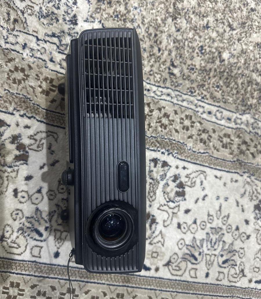 بروجكتر LG للبيع