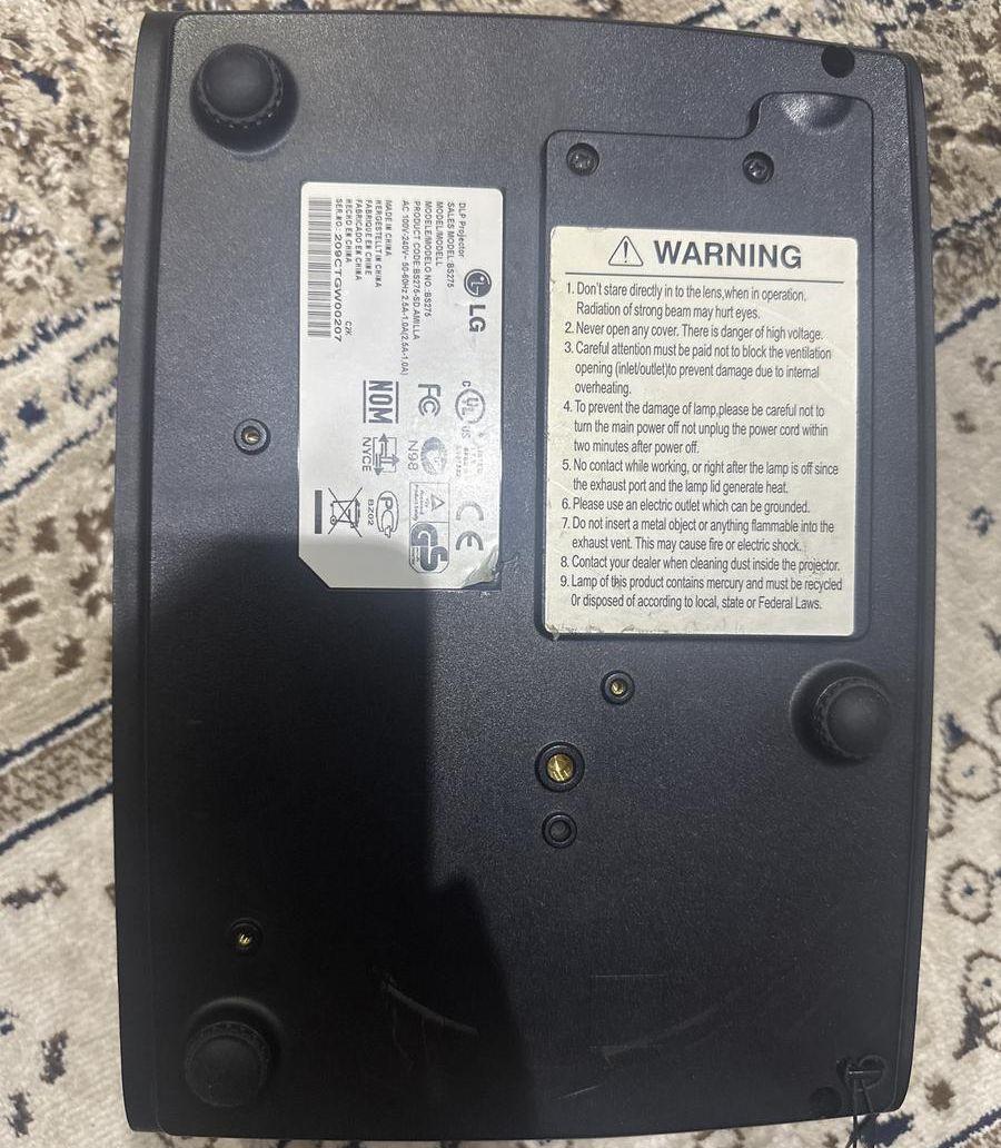 بروجكتر LG للبيع