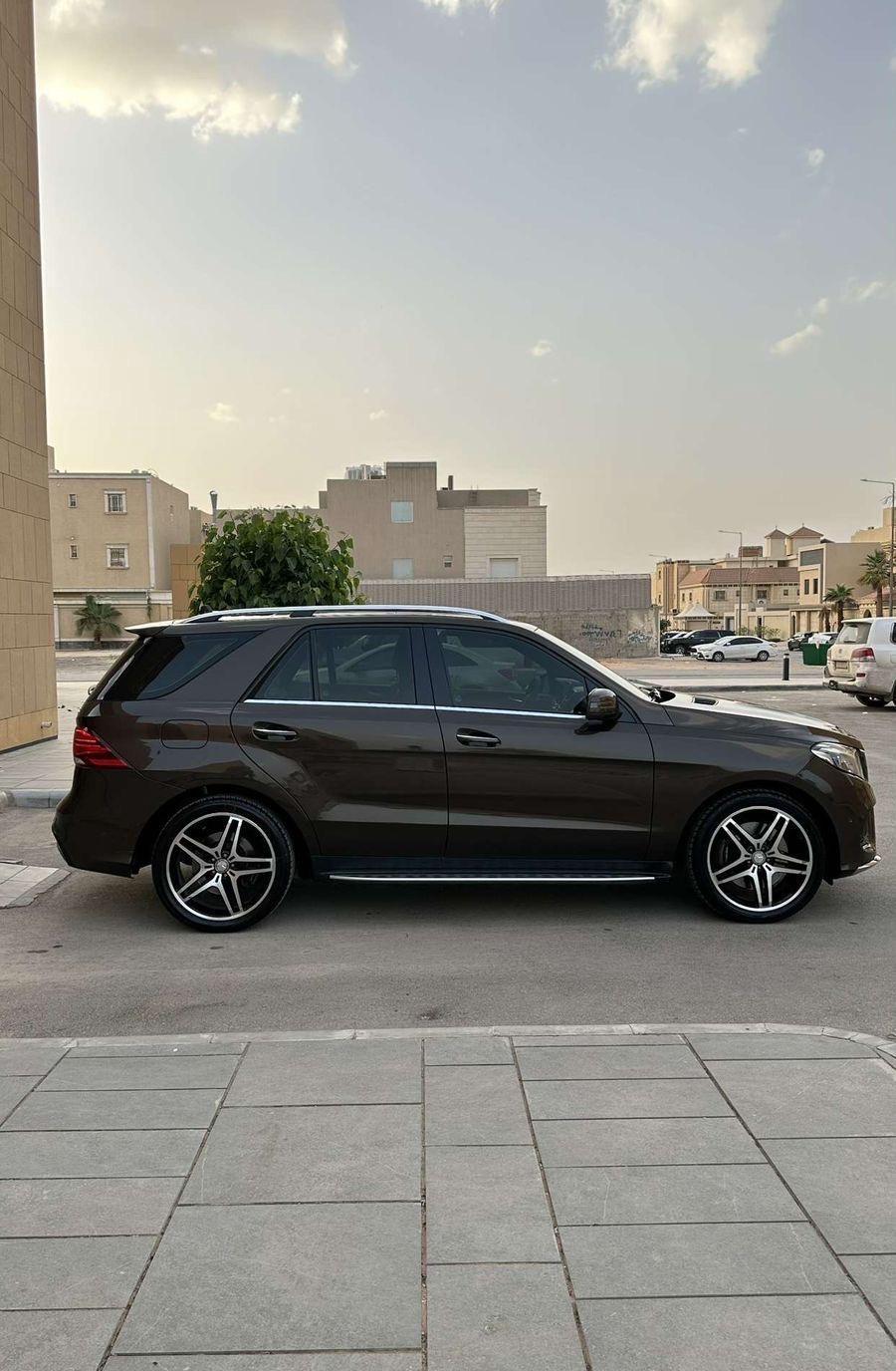 مرسيدس GLE 2016