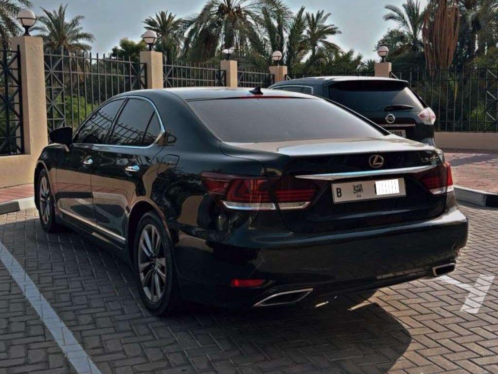 2013 لكزس LS