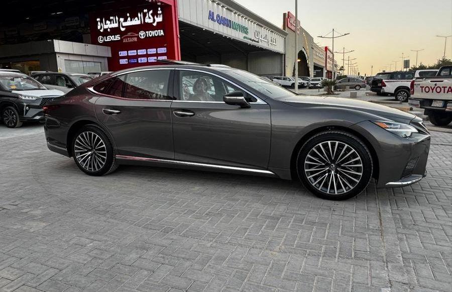 لكزس LS350 موديل