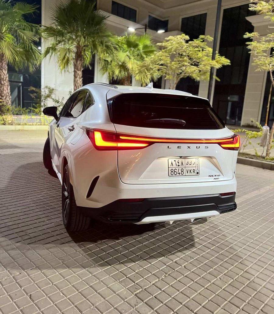 لكزس nx350 فل