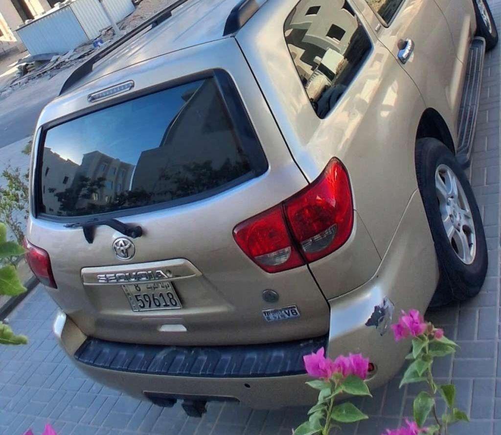 2012 تويوتا سيكويا