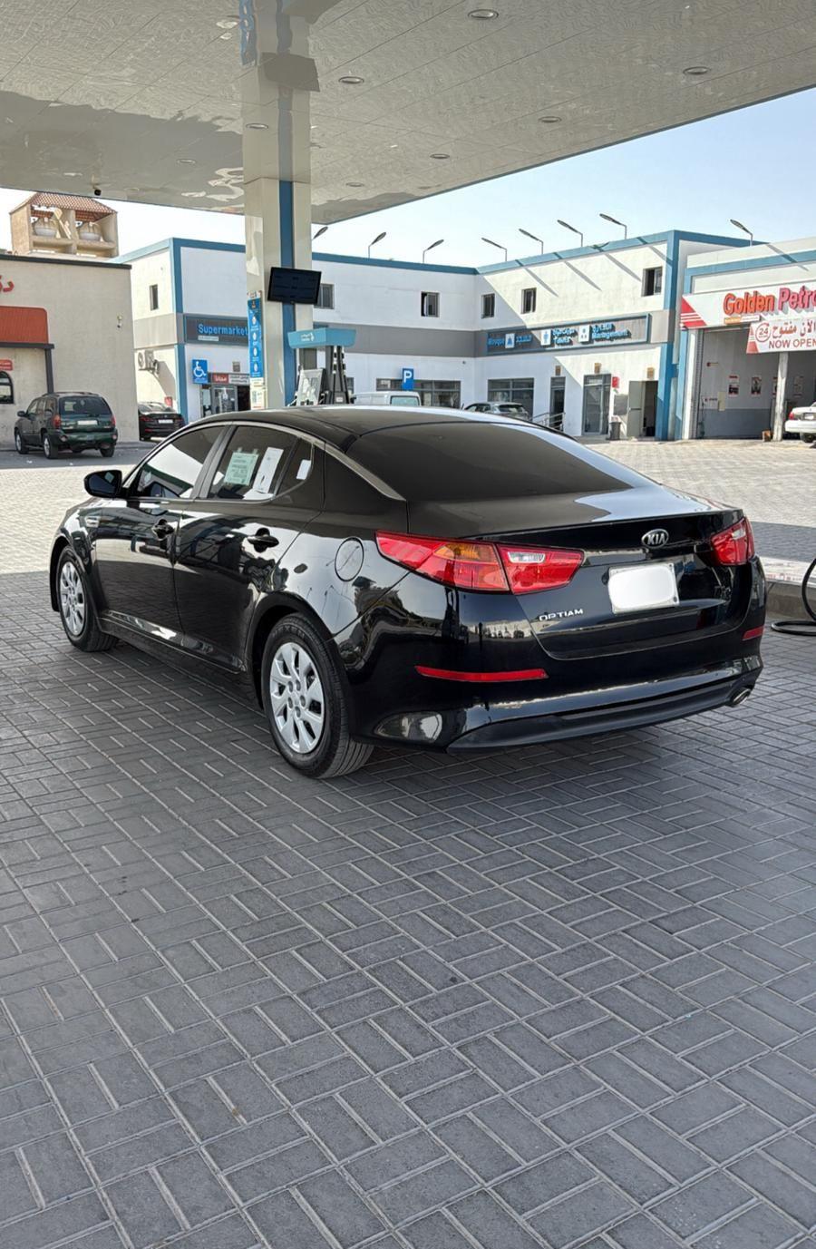 اوبتيما 2015 اسود