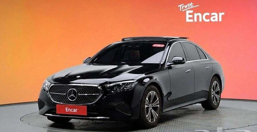 Mercedes-Benz E200 Avantgarde