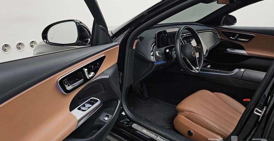 Mercedes-Benz E200 Avantgarde
