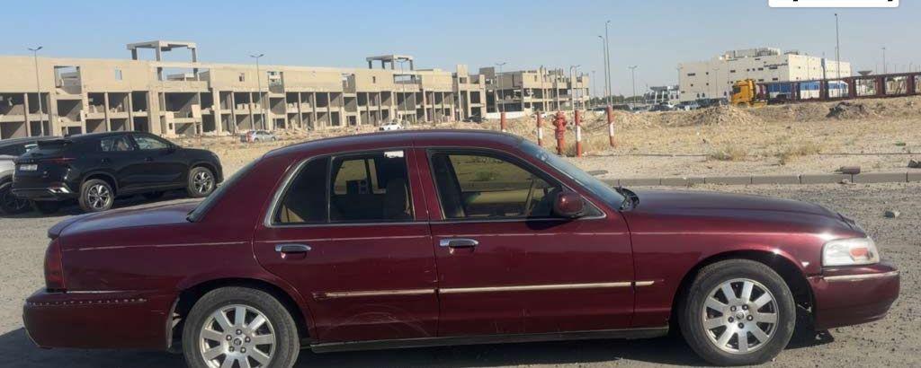 2008 فورد كراون