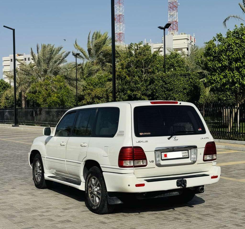 2003 لكزس LX