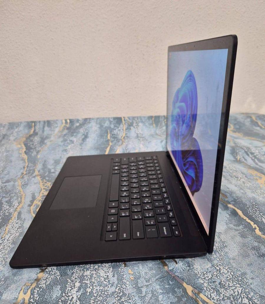 Microsoft Surface 5