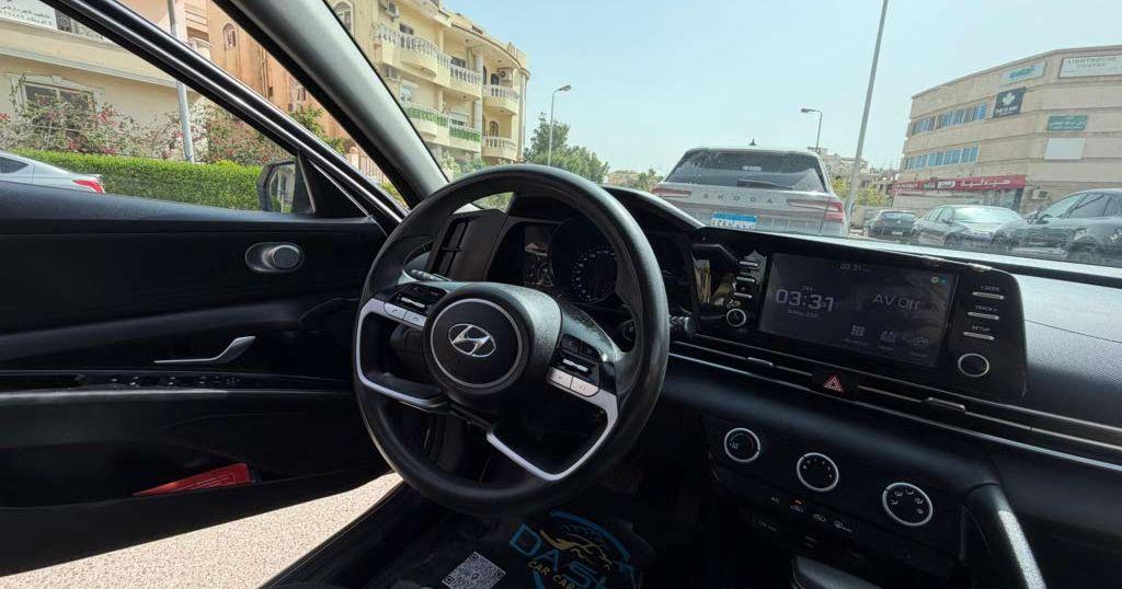 2021 هيونداي النترا