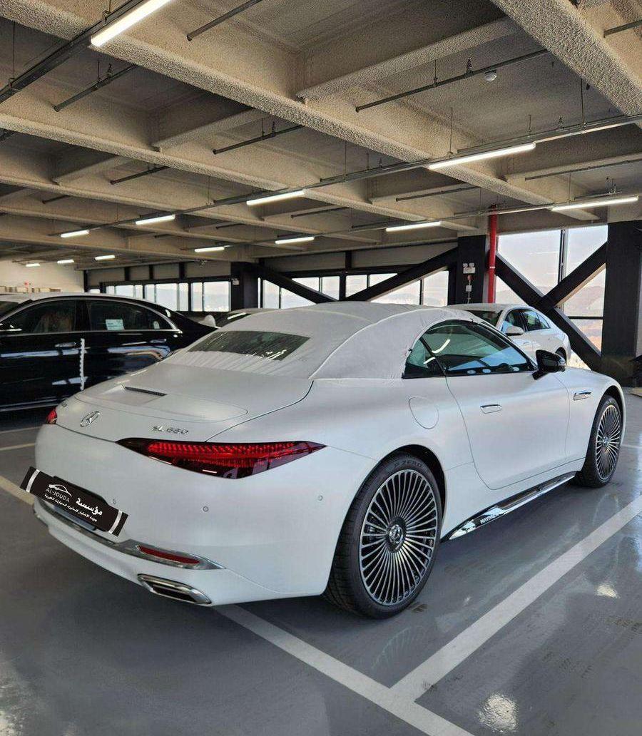 Mercedes SL-Class Maybach