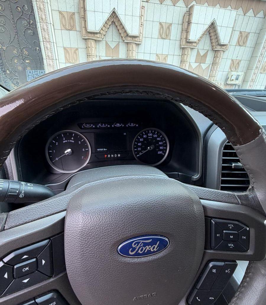 Ford Expedition 2019
