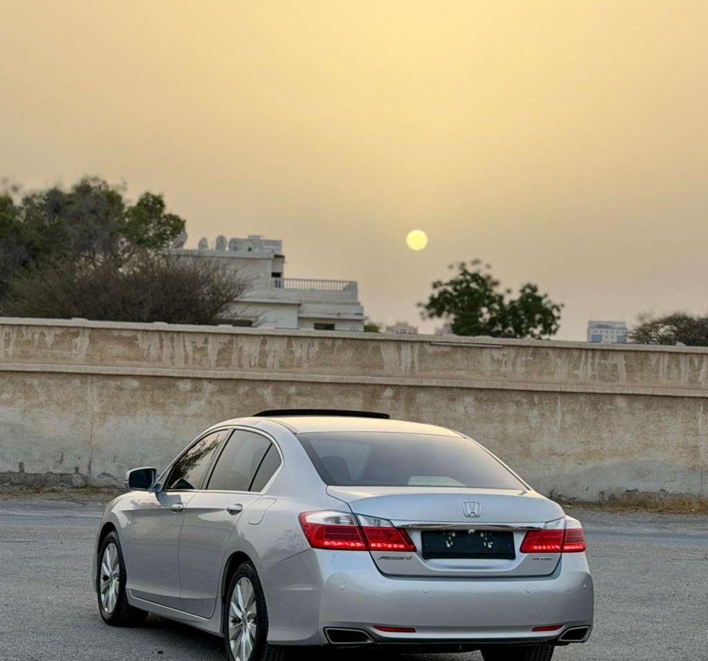 2015 هوندا اكورد
