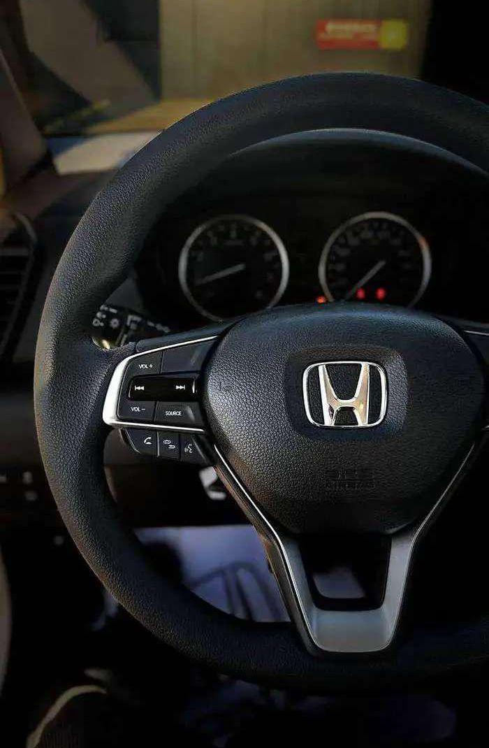 هوندا سيتي LX