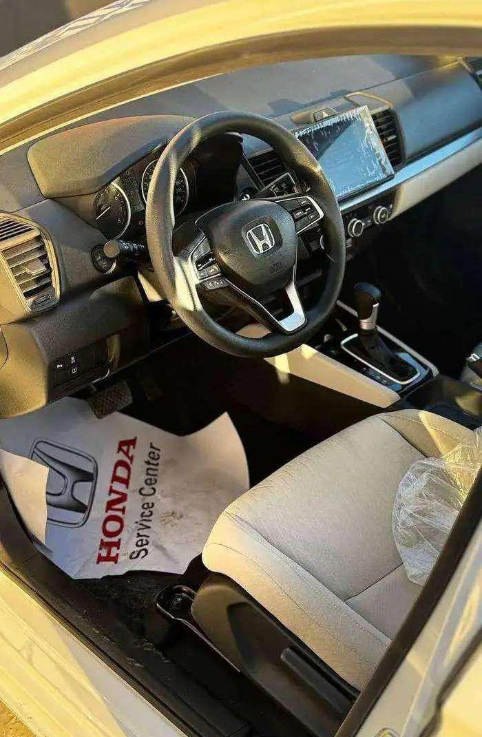 هوندا سيتي LX