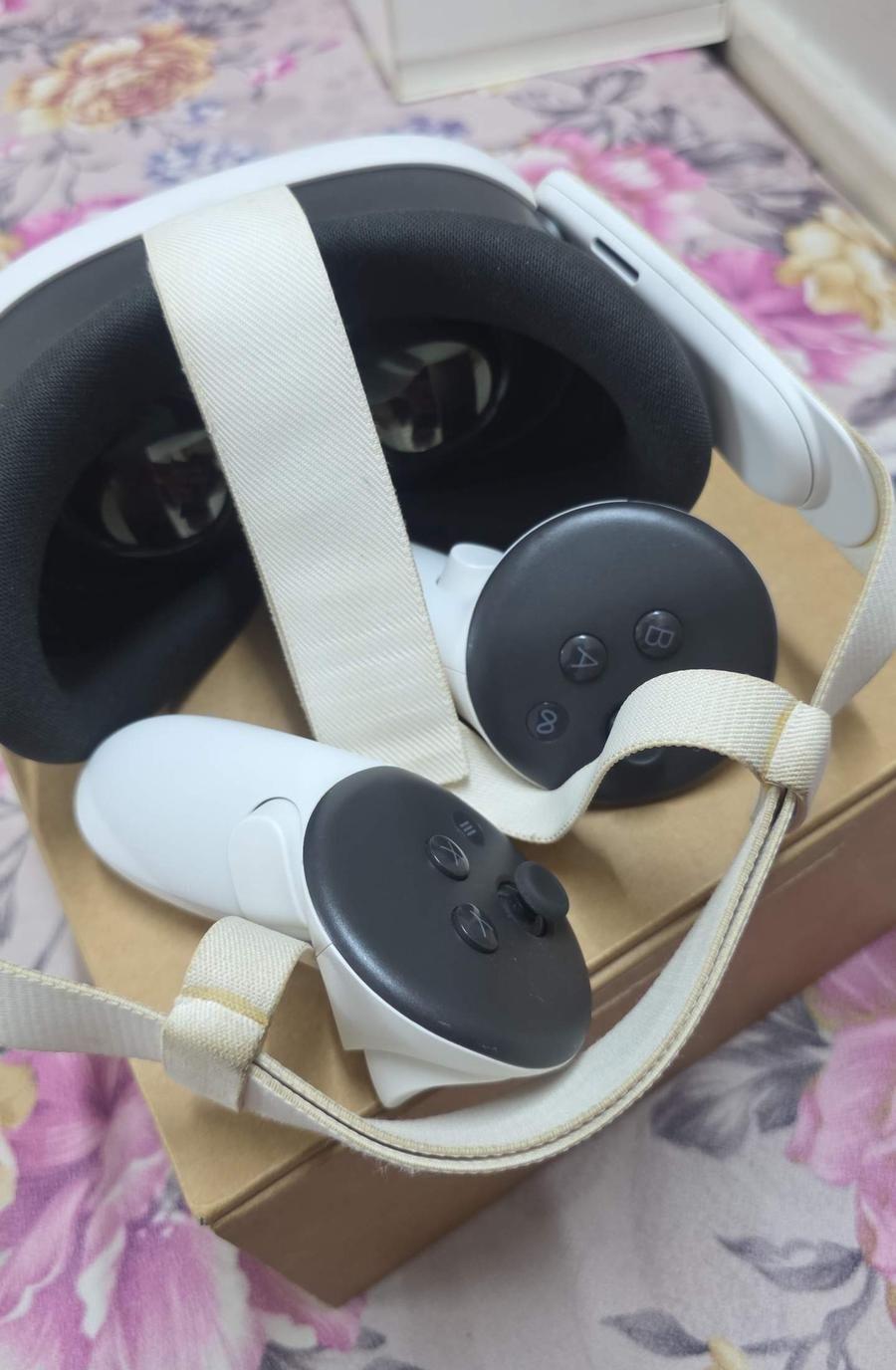 نظارتين VR واقع