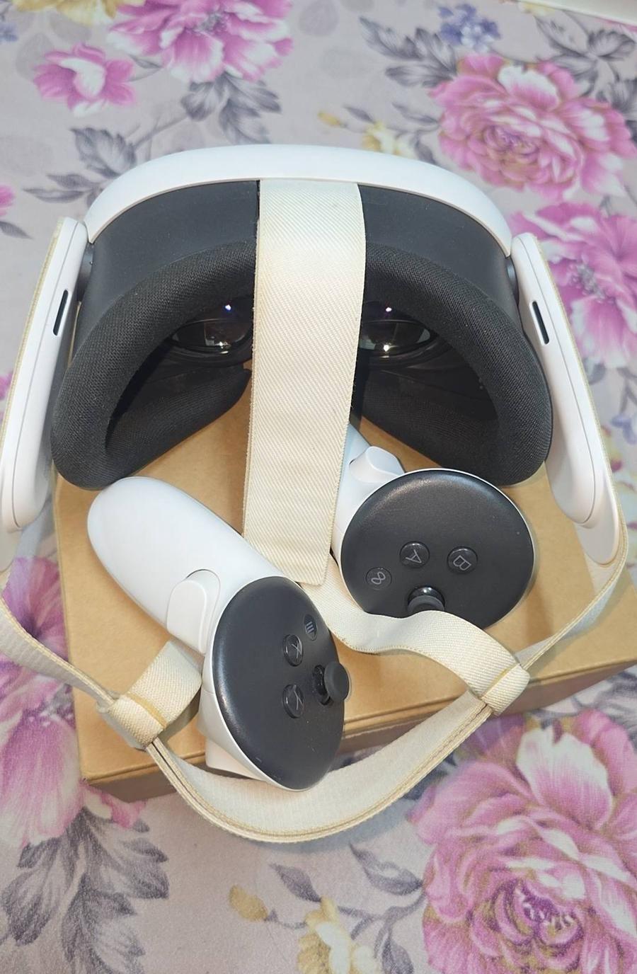 نظارتين VR واقع
