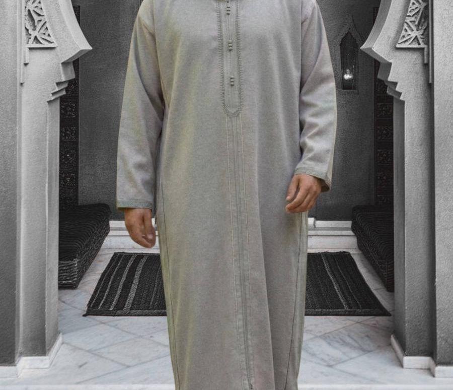 بيع الجلباب المغربي