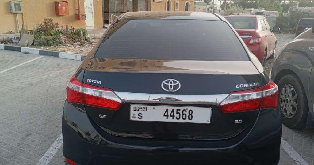 2015 تويوتا كورولا