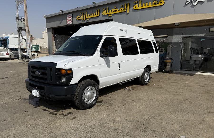 فان مجهز موتر