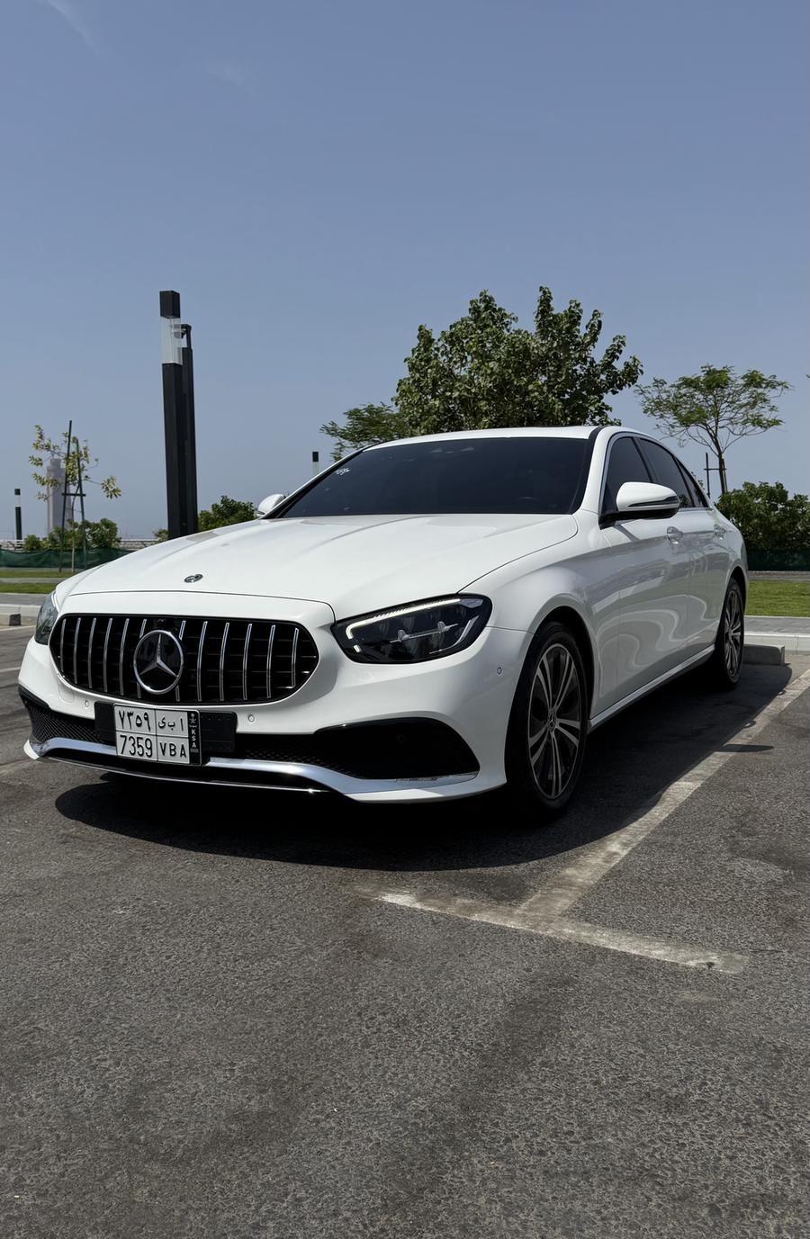 مرسيدس E300