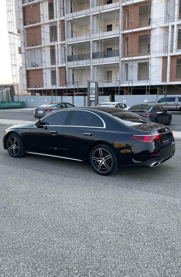 مرسيدس E300