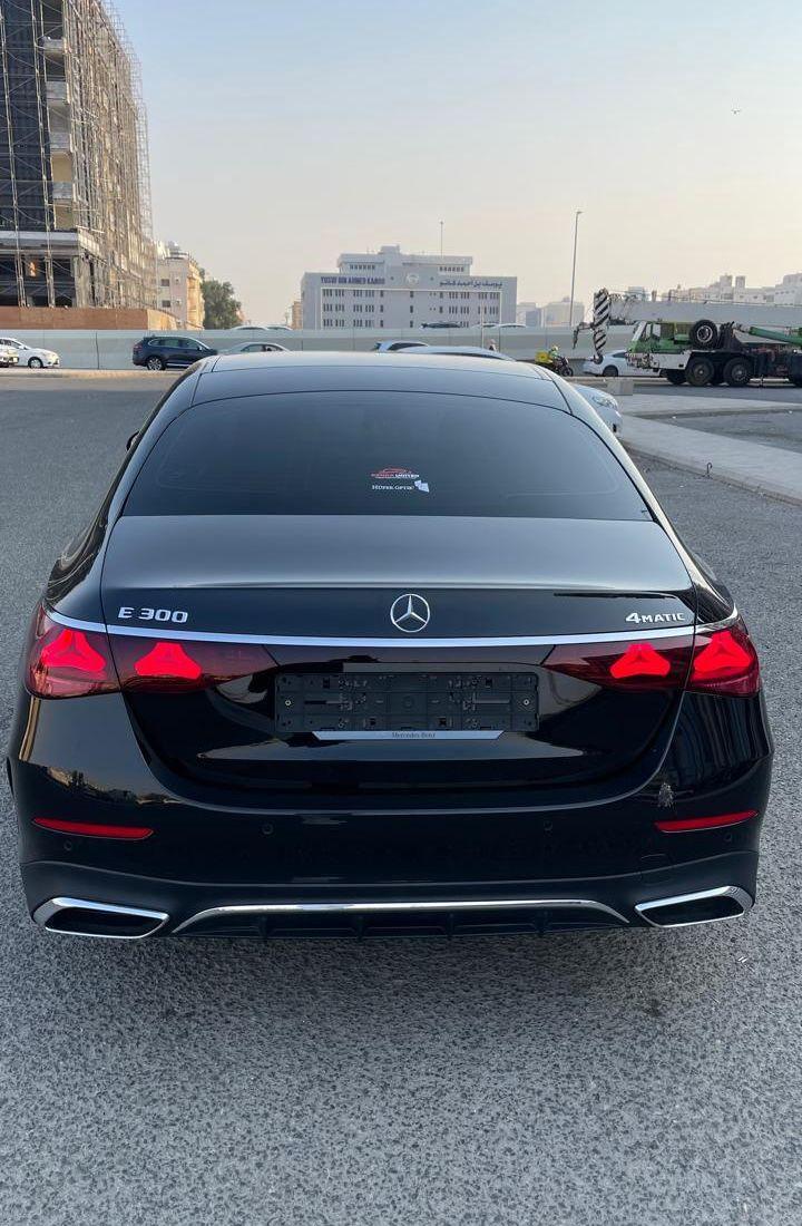 مرسيدس E300