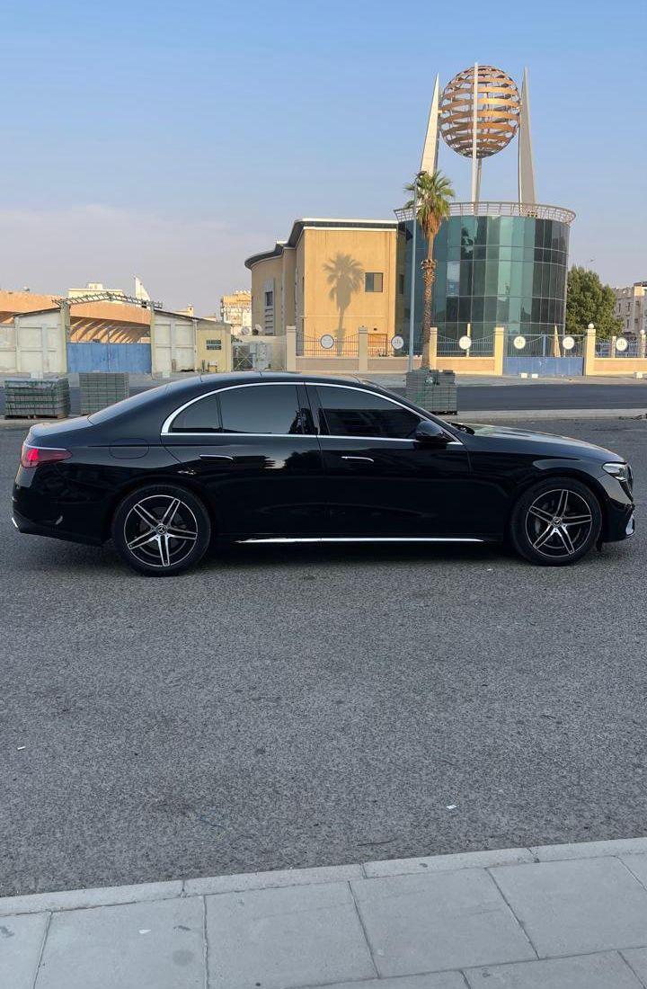 مرسيدس E300