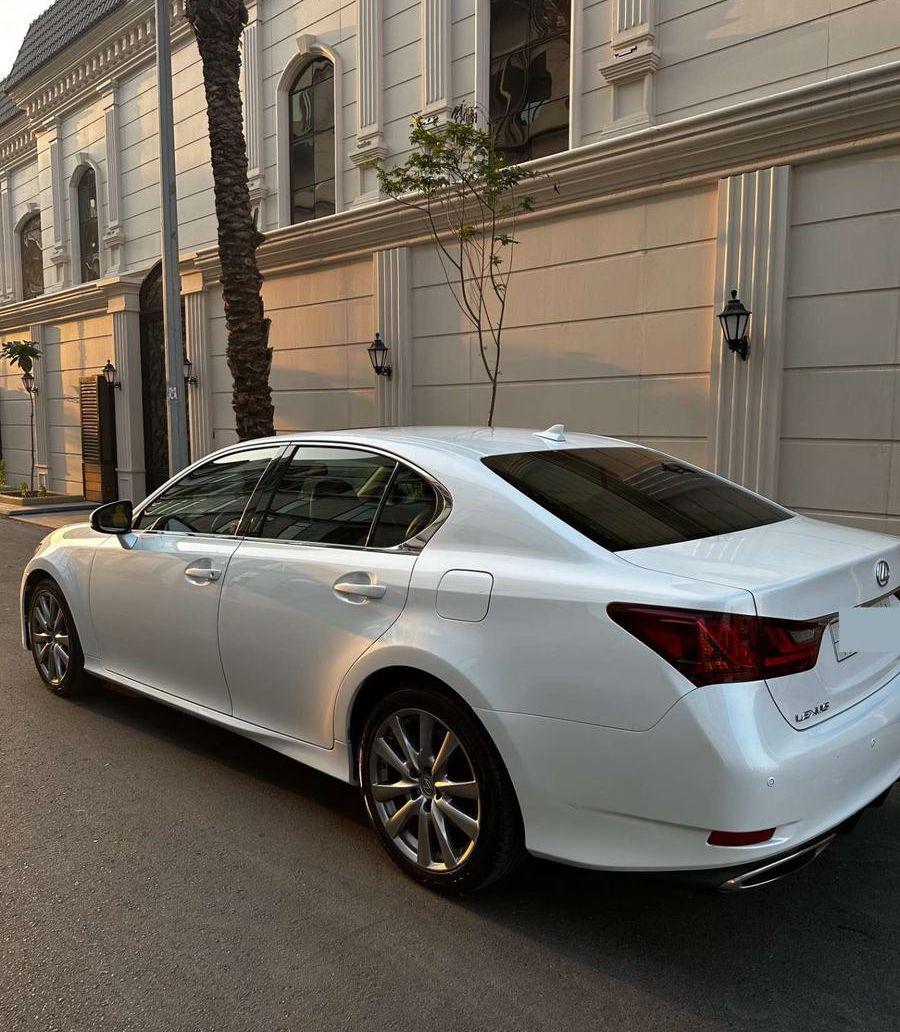 لكزس GS 250