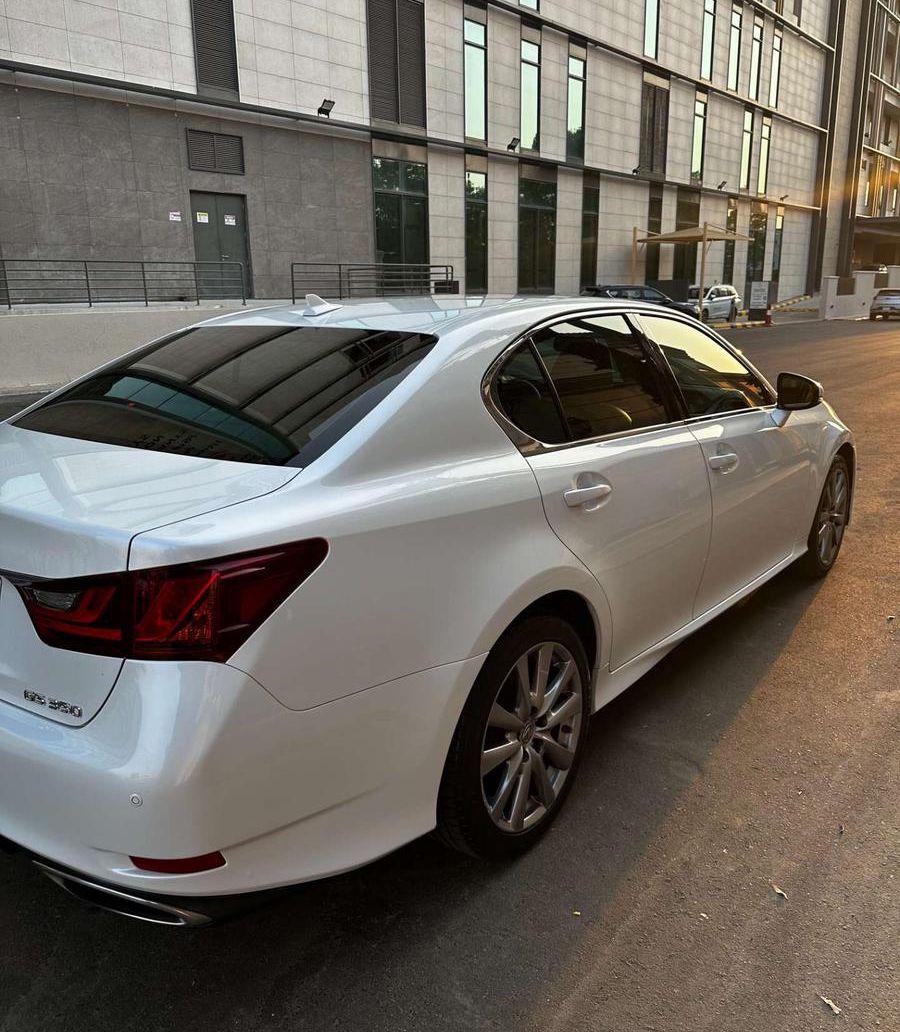 لكزس GS 250