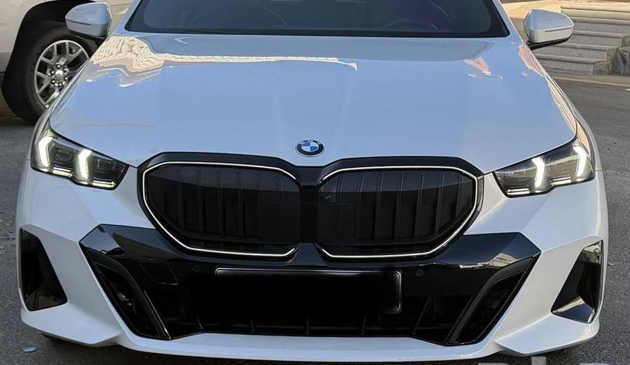 BMW 2024 ناعي