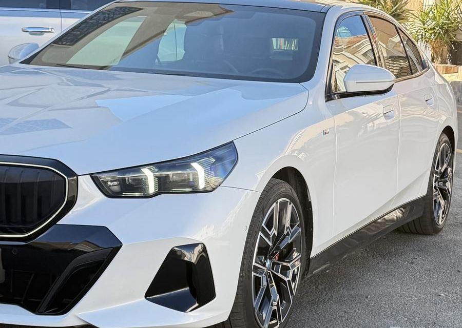 BMW 2024 ناعي