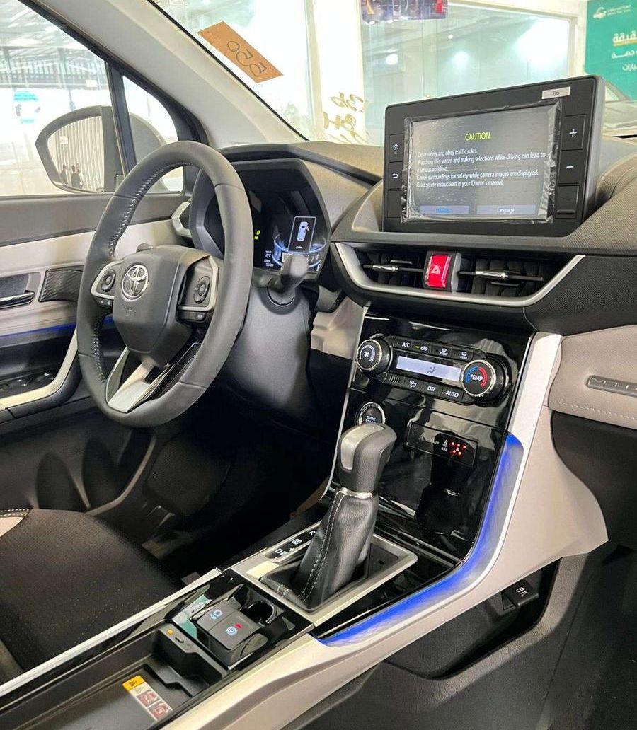 تويوتا فيلوز GLX