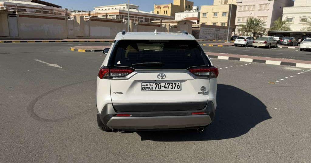 2023 تويوتا راف