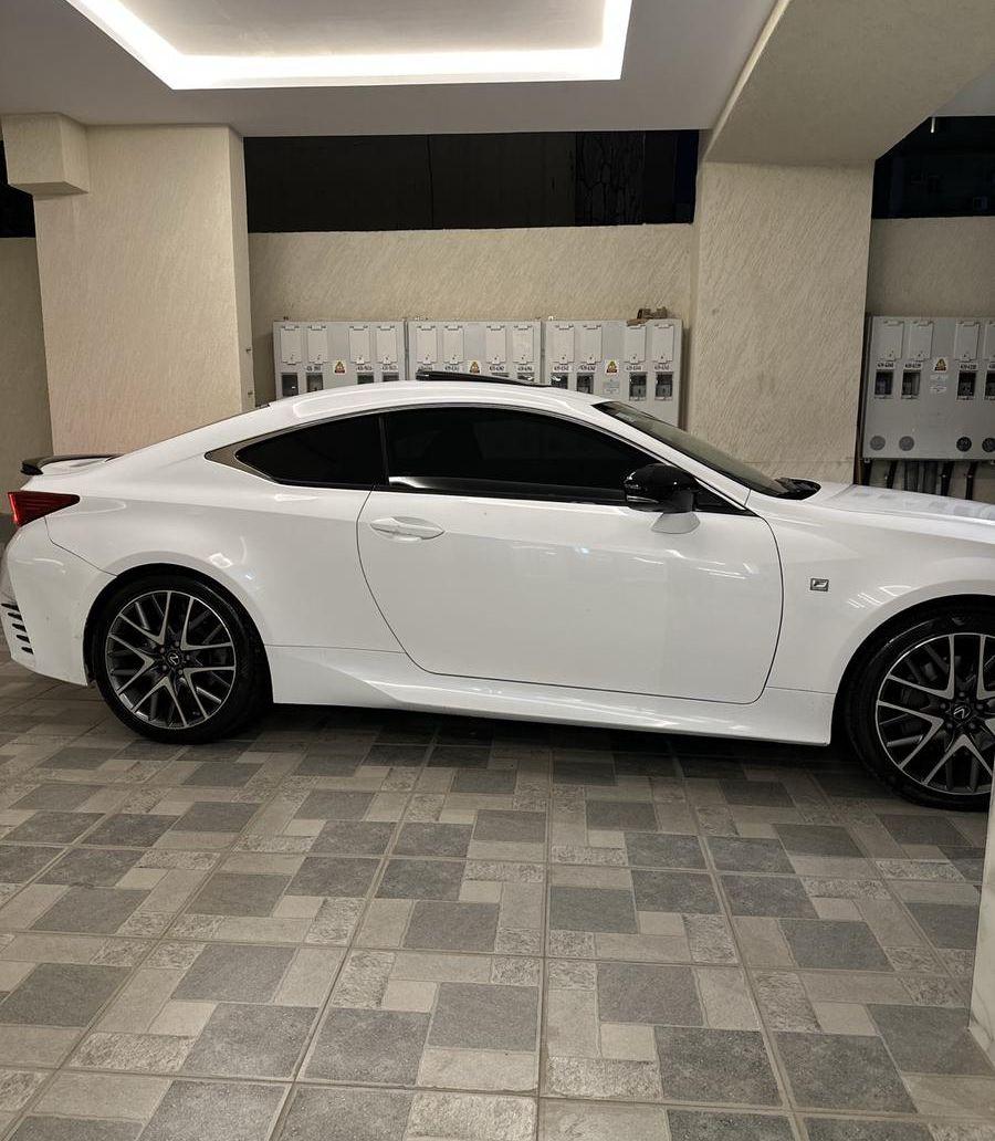 للبيع لكزس rc350