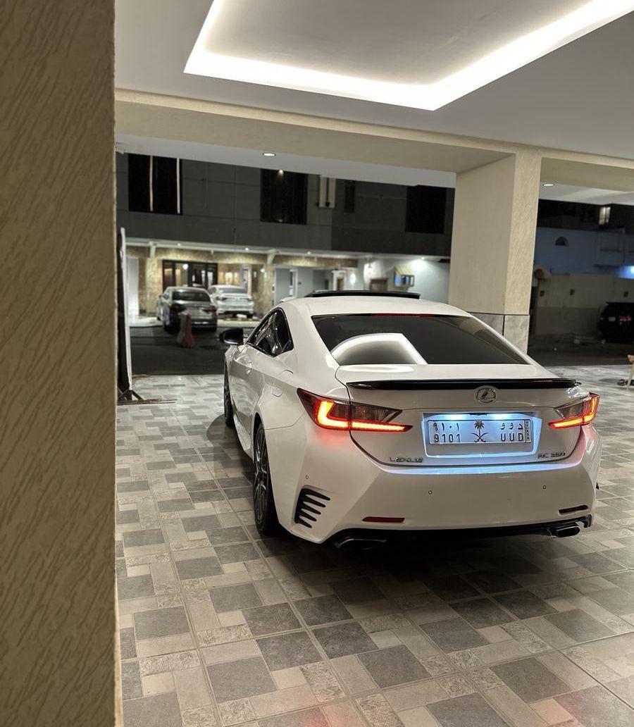 للبيع لكزس rc350