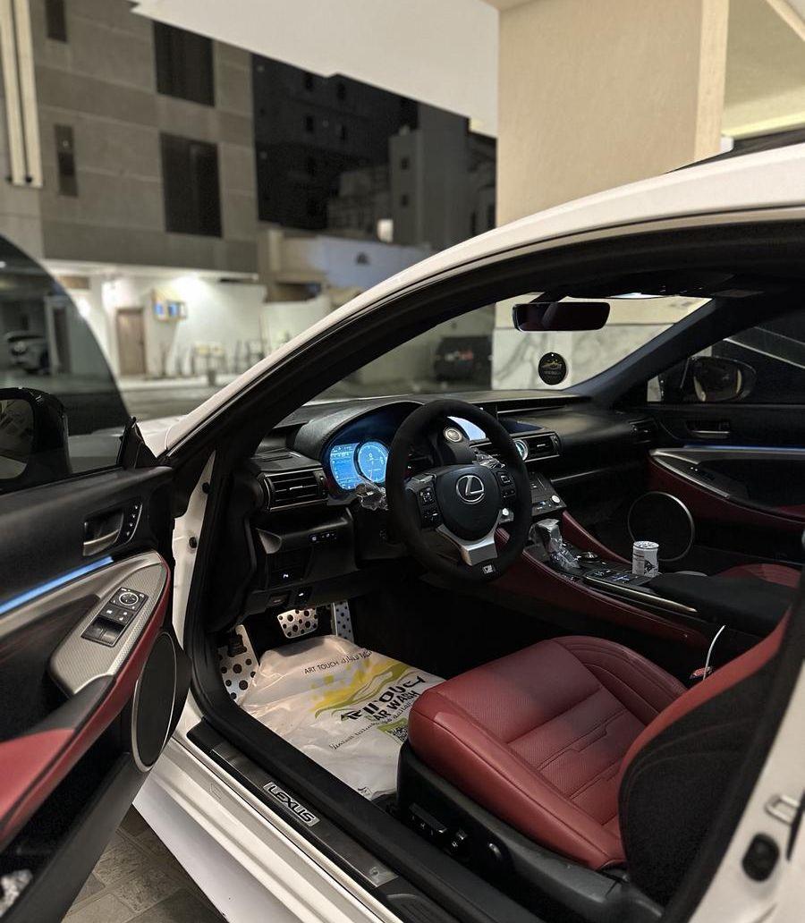 للبيع لكزس rc350
