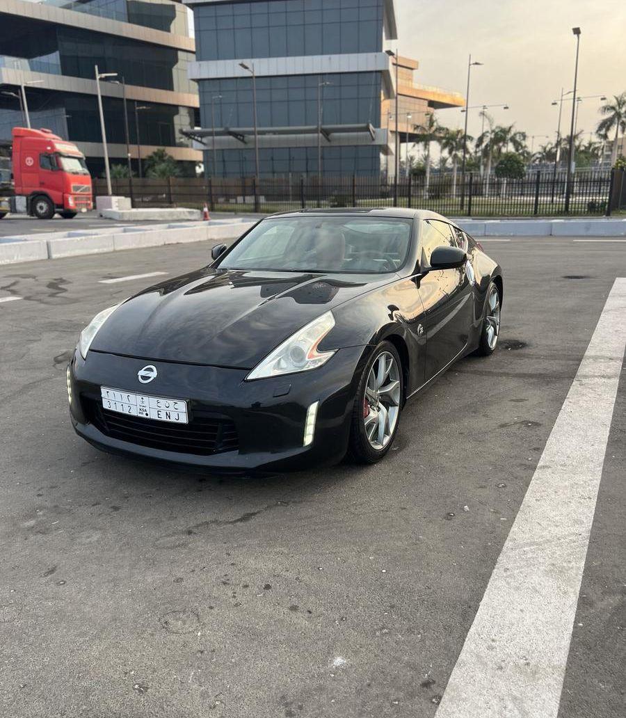 نيسان Z 370