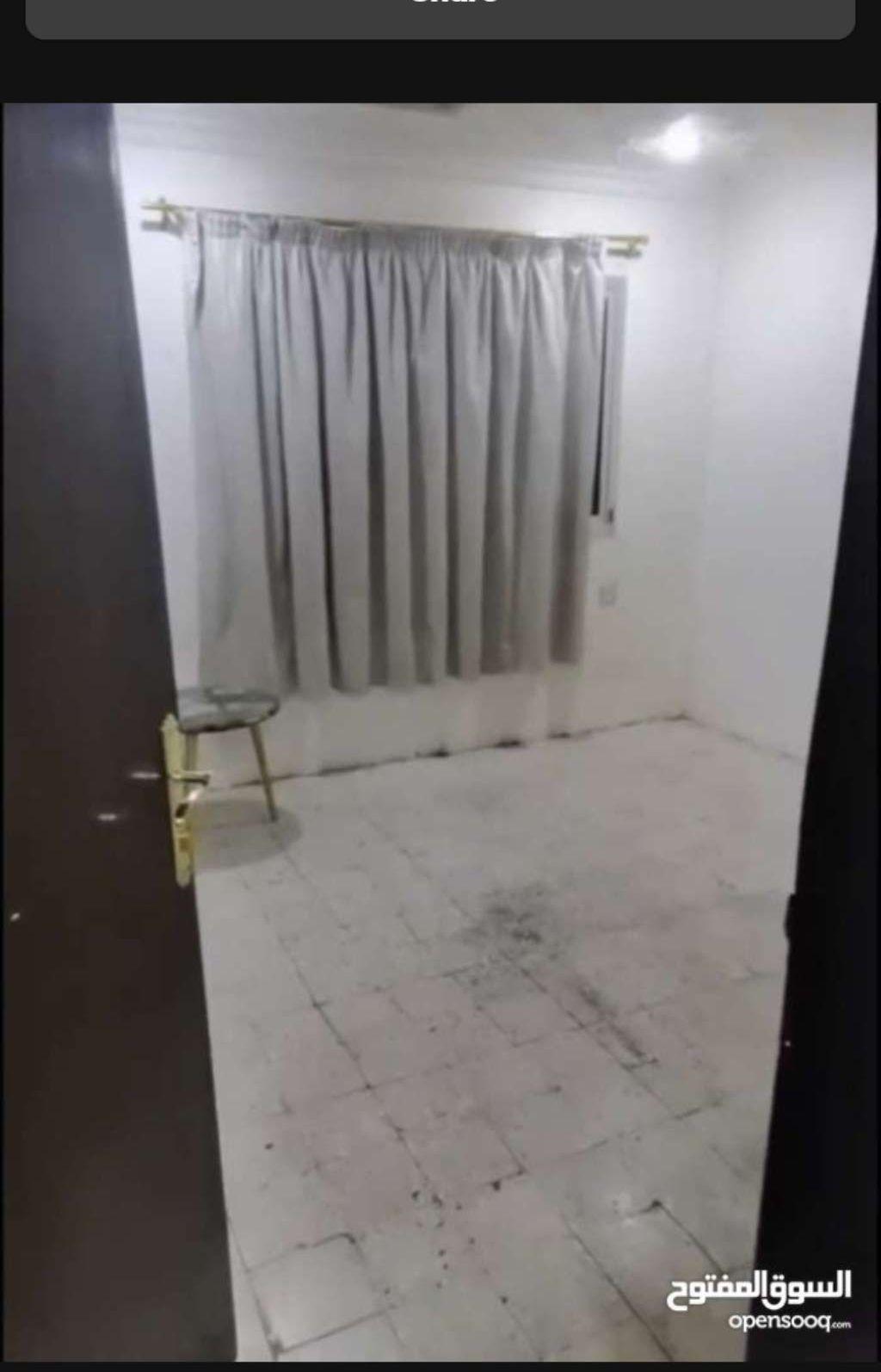BIG ROOM WITH