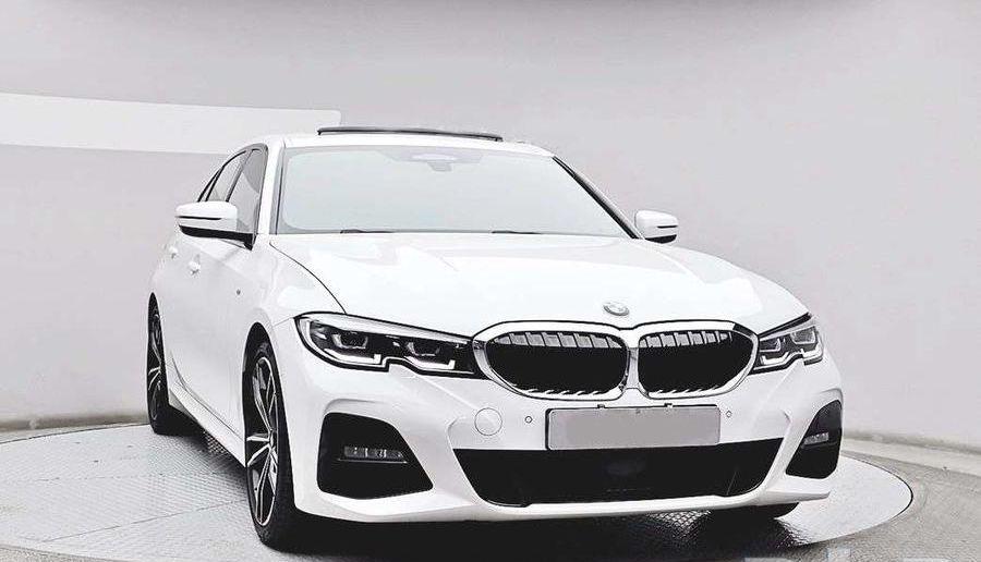 BMW 320i M