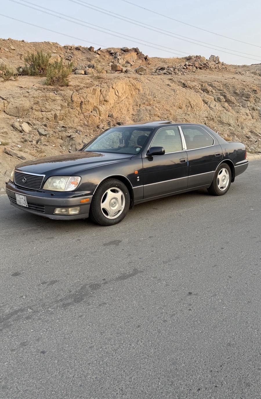 لكزس Ls 400