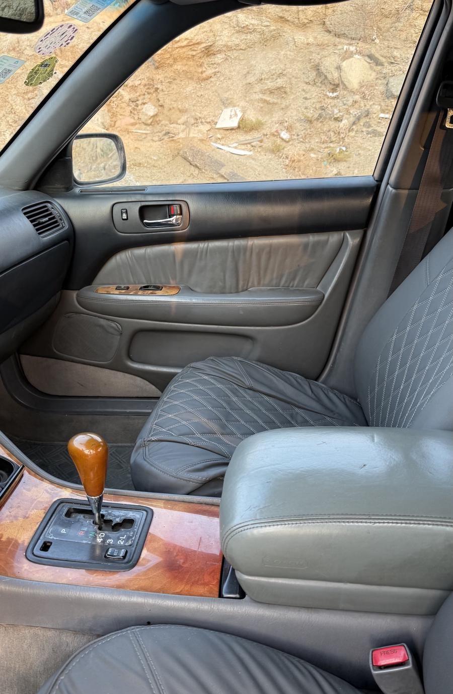 لكزس Ls 400