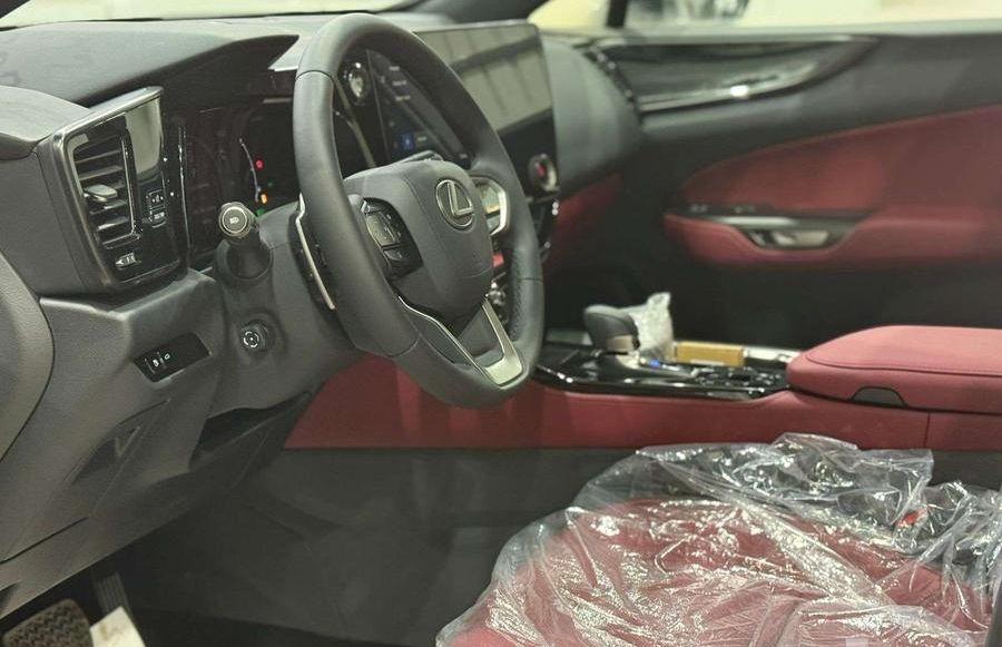 لكزس NX 350