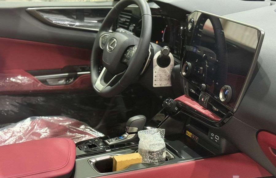 لكزس NX 350