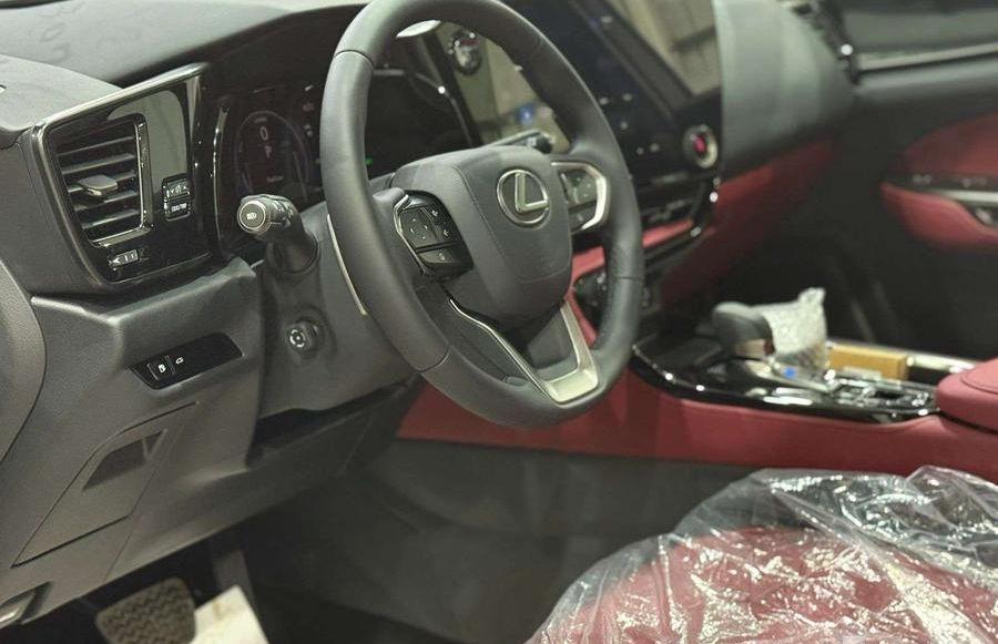 لكزس NX 350