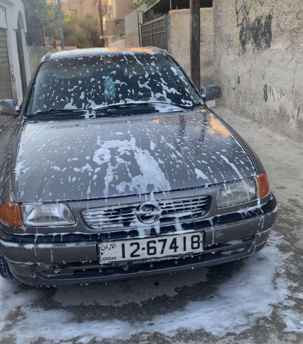 1992, أوبل, استرا,