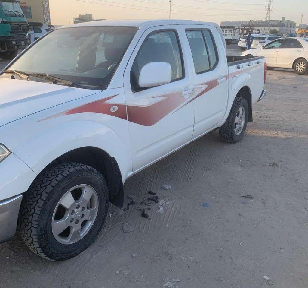 2015 نيسان نافارا