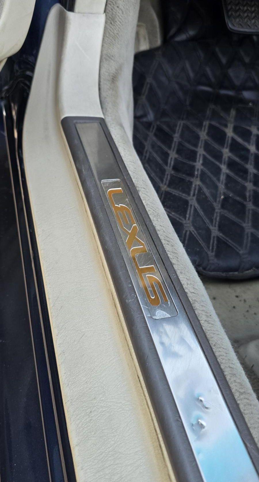 Lexus sc430 -